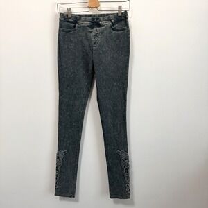 Soft Surroundings Pull On Jegging Pants XS Gray Acid‎ Wash Embroidered Hem
